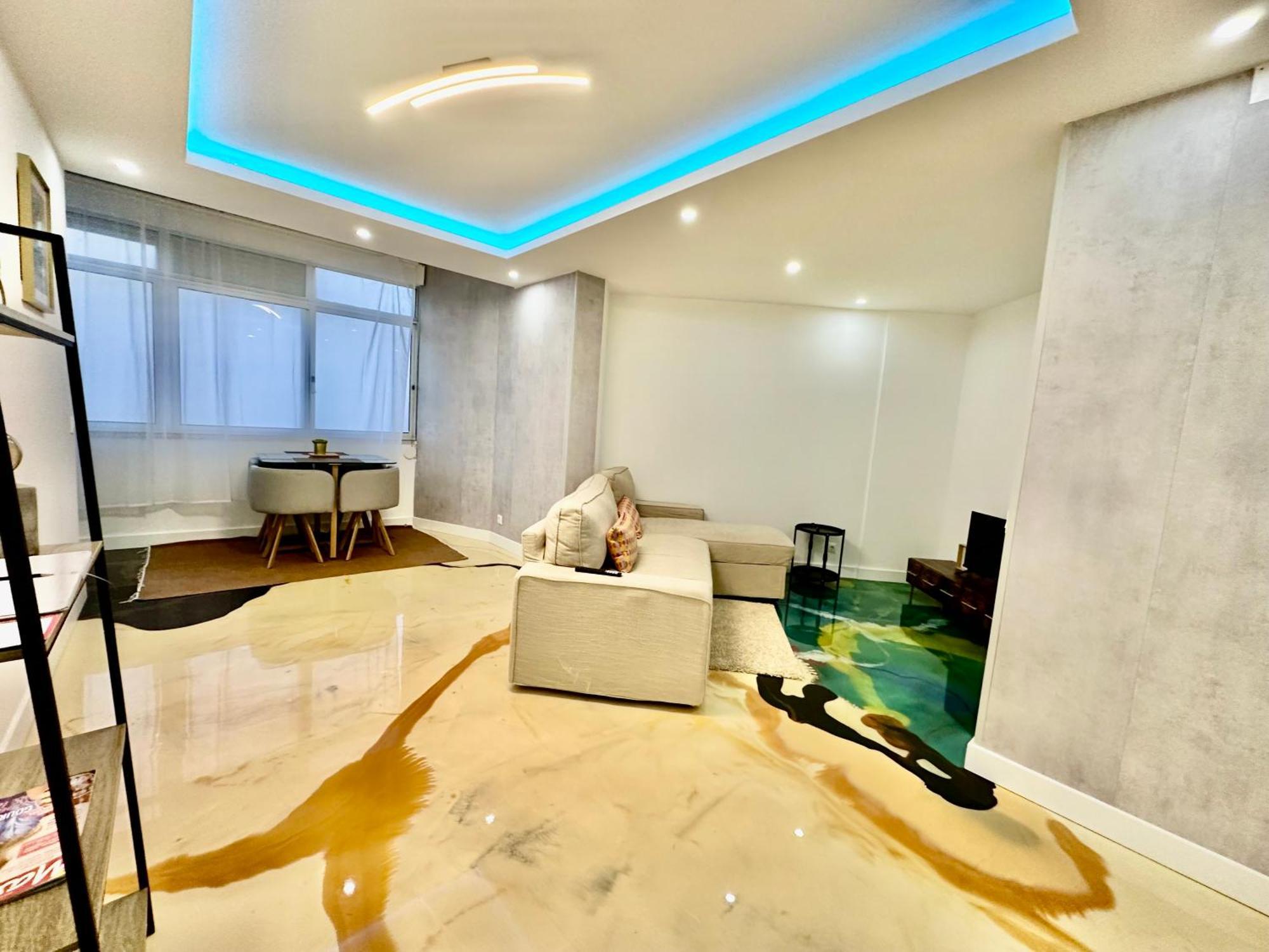 Sea View Apartment & 4 Minutes Walk To The Beach Paco de Arcos Exterior photo